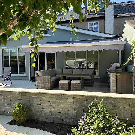 Entire - 5 Bedroom Luxury In 6
